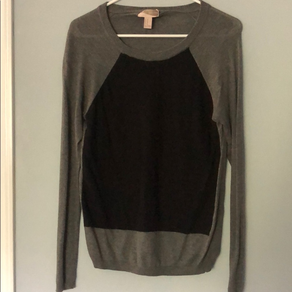 Forever 21 black & grey sweater